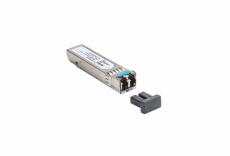 Os módulos Mini-GBIC Intelbras são acoplados diretamente nas portas Mini-GBIC dos switches gerenciáveis e não gerenciáveis