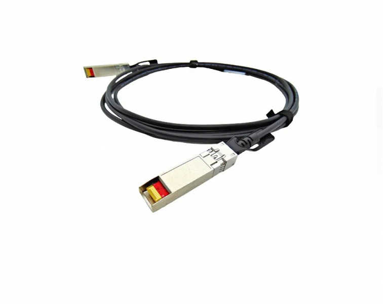 O MikroTik SFP 10G S+DA0003 é um cabo Twinax de conexão direta SFP+ com 3 metros de comprimento.