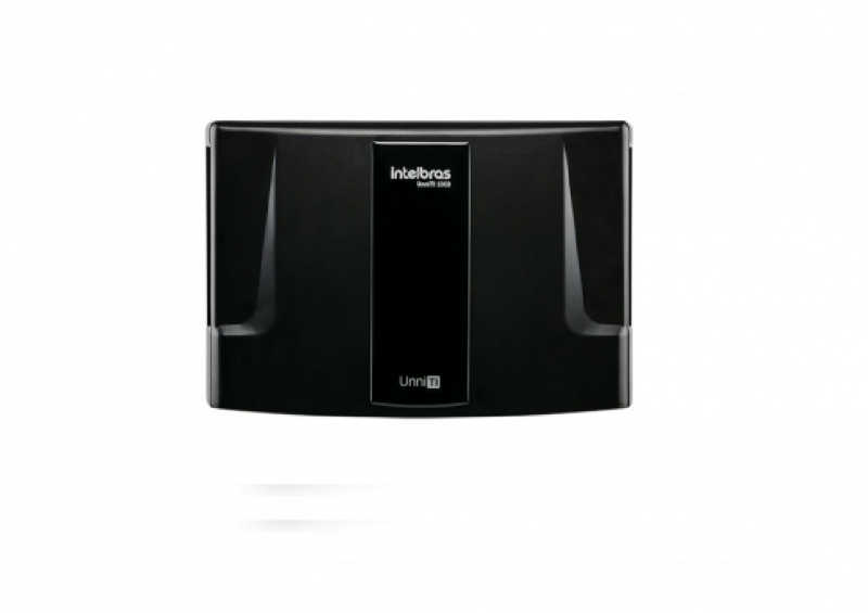Uma solução eficiente, com alta capacidade de ramais, que integra redes de voz, dados e facilita chamadas com tecnologia VoIP.