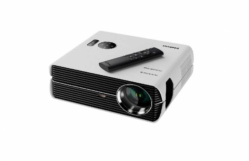 Resolução Full HD, bluetooth e ajustes do ângulo de imagem em todas as suas projeções.