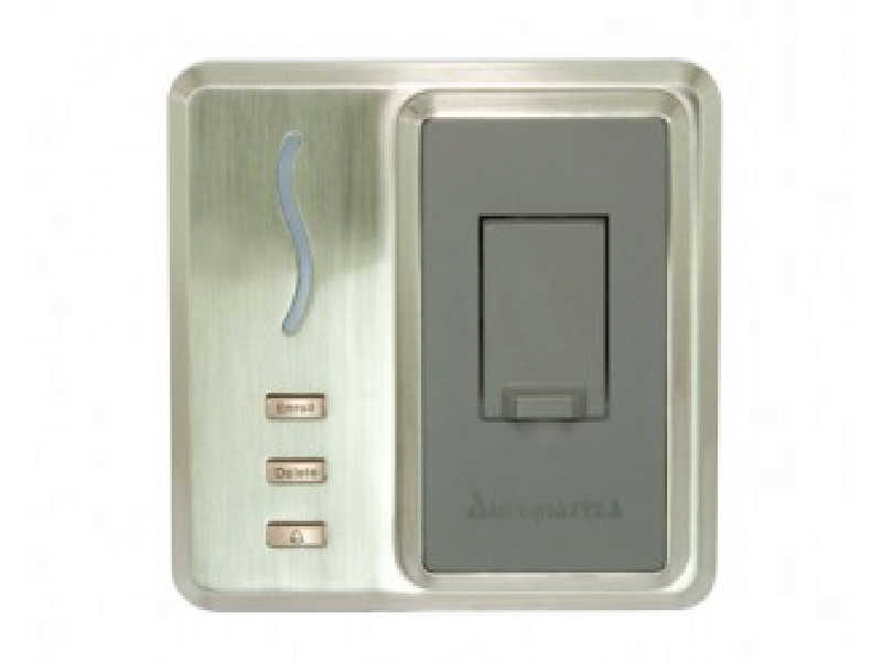 O controlador de acesso Bio Inox SS 310 é um dispositivo de controle de acesso de alta segurança que utiliza a biometria digital ou cartão de proximidade como métodos de autenticação.