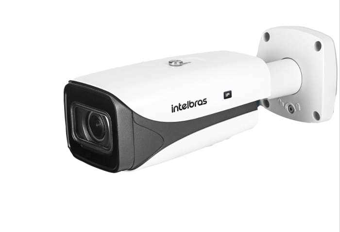 A câmera VIP 9250 Z IA possui imagens em alta definição, tecnologia Starlight e zoom motorizado para não perder os detalhes.